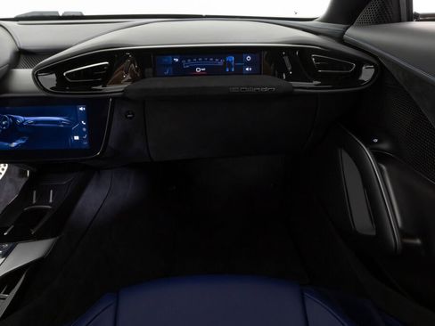 Used 2025 Ferrari 12Cilindri image 40