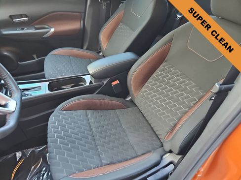 Used 2023 Nissan Kicks SR FWD image 15