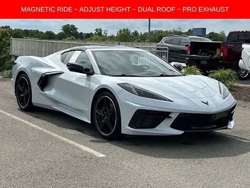 Used 2023 Chevrolet Corvette Stingray Premium Cpe w/ Body-Color Dual Roof Package RWD image 29