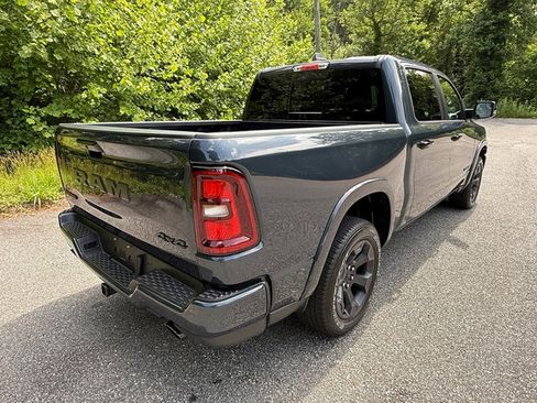 Used 2025 RAM 1500 Big Horn AWD/4WD image 6
