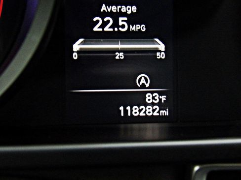 Used 2021 Hyundai Elantra SE image 14