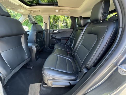 Used 2020 Ford Escape SE Sport AWD/4WD image 36