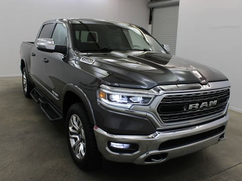 Used 2024 RAM 1500 Limited AWD/4WD image 6