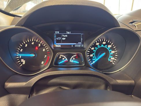 Used 2015 Ford Escape Titanium FWD image 16