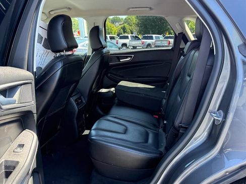 Certified 2022 Ford Edge Titanium w/ Equipment Group 301A AWD/4WD image 13