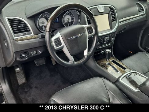 Used 2013 Chrysler 300 C RWD image 2