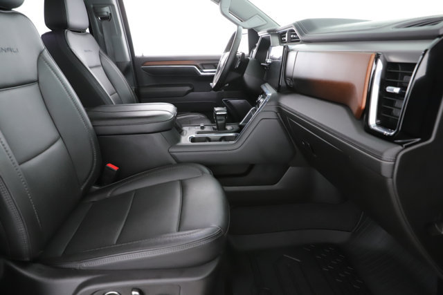 Used 2024 GMC Sierra 1500 Denali AWD/4WD image 33