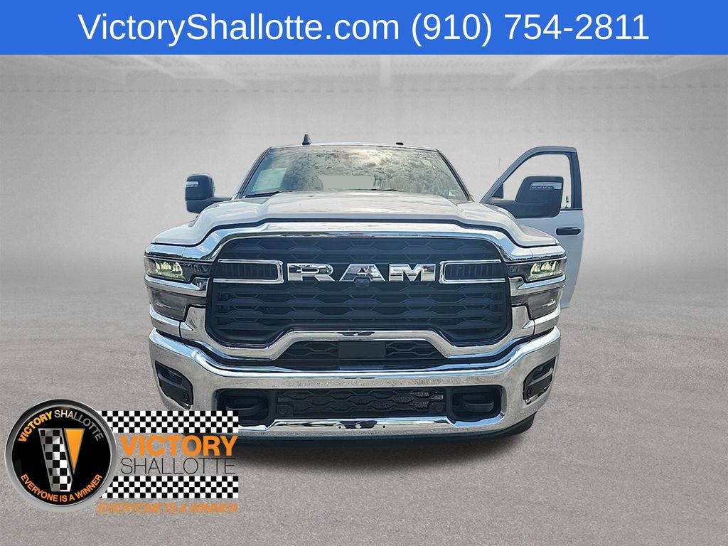 Used 2026 RAM 2500 Big Horn AWD/4WD image 3