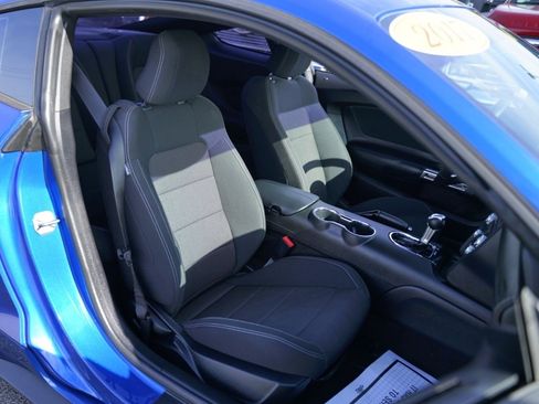 Used 2017 Ford Mustang Coupe image 14