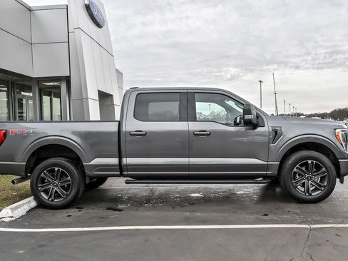 Certified 2022 Ford F150 XLT w/ Equipment Group 302A High image 11
