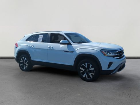 Used 2020 Volkswagen Atlas Cross Sport SE image 7