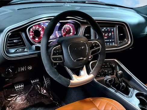 Used 2023 Dodge Challenger SRT Hellcat w/ Plus Package image 2