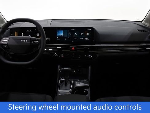 New 2026 Kia Sportage LX FWD image 8