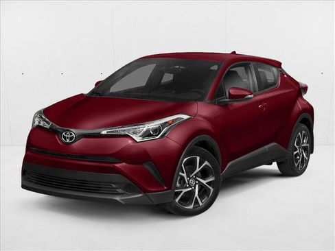 Used 2018 Toyota C-HR XLE FWD image 1