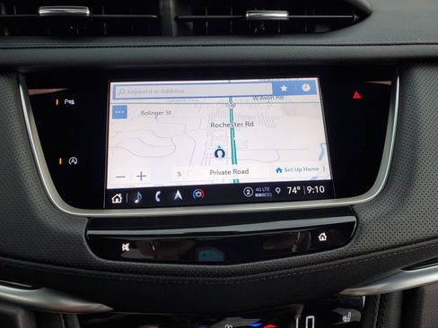 Certified 2024 Cadillac XT5 Premium Luxury AWD/4WD image 27