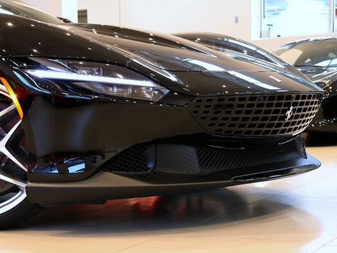Certified 2025 Ferrari Roma Spider RWD image 52