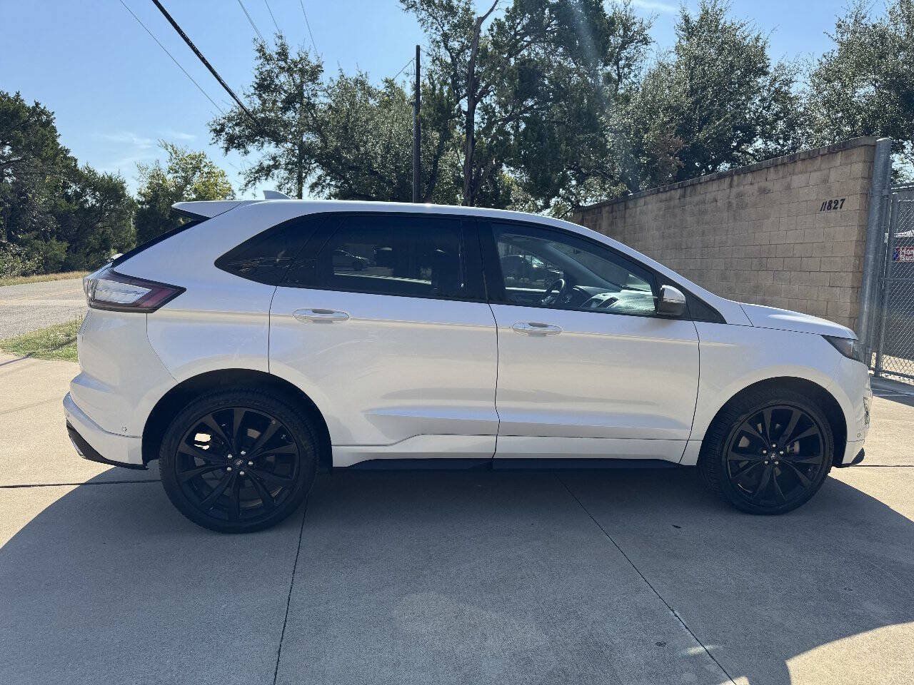 Used 2015 Ford Edge Sport w/ Equipment Group 401A AWD/4WD image 13