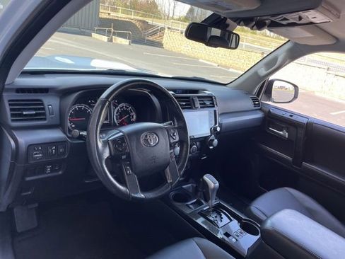 Used 2024 Toyota 4Runner TRD Off-Road Premium image 29