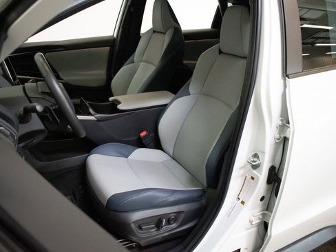 Used 2023 Subaru Solterra AWD image 21