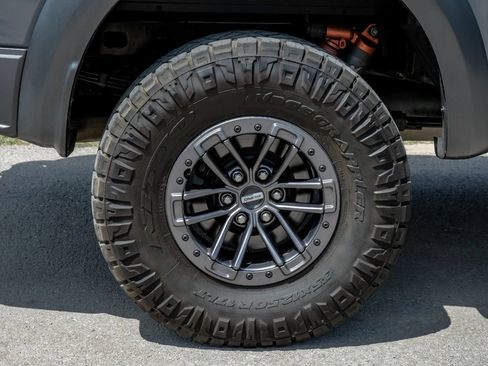 Used 2020 Ford F150 Raptor w/ Equipment Group 802A Luxury AWD/4WD image 58