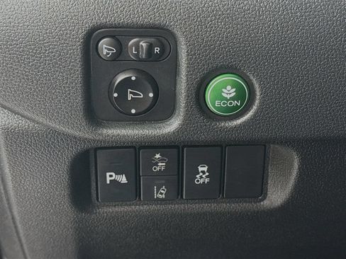 Used 2021 Honda Pilot Black Edition image 10