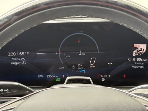 Used 2024 Cadillac Lyriq Sport AWD/4WD image 20