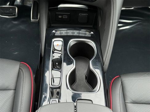 Used 2023 Buick Envision Essence w/ Sport Touring Package image 13