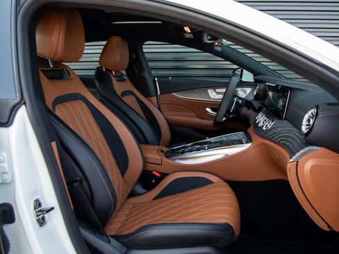 Used 2023 Mercedes-Benz AMG GT 43 image 28