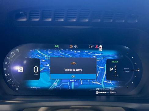 Certified 2025 Volvo XC90 T8 Ultra image 15