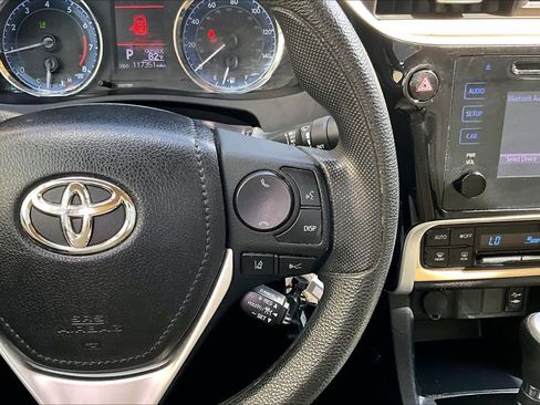 Used 2019 Toyota Corolla LE FWD image 25