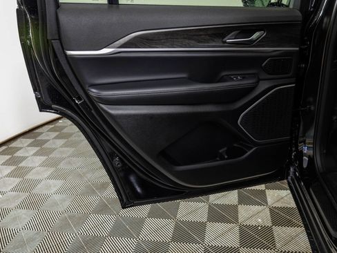 New 2026 Jeep Grand Cherokee L Limited AWD/4WD image 40