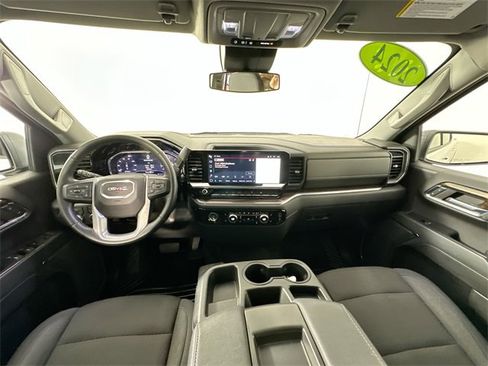 Used 2024 GMC Sierra 1500 Elevation image 3