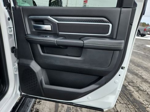 Used 2025 RAM 2500 Big Horn image 13
