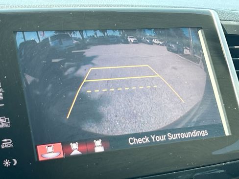 Used 2018 Honda Pilot EX image 20