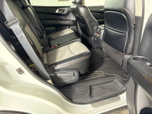 Used 2019 Nissan Pathfinder SV w/ Rock Creek Edition image 15