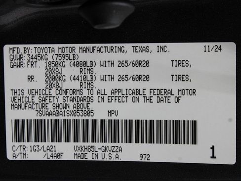 Used 2025 Toyota Sequoia Platinum image 73