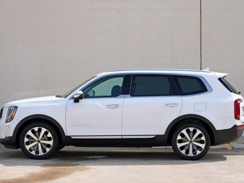 Used 2022 Kia Telluride S AWD/4WD image 50