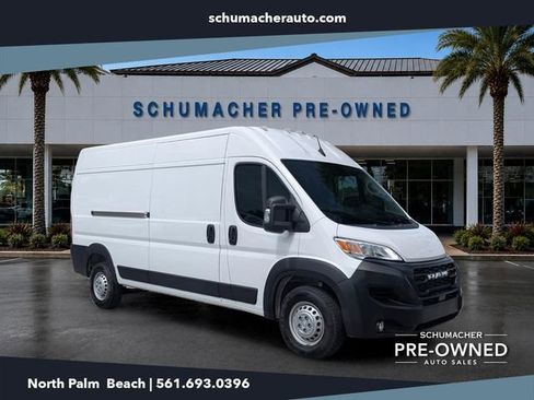 Used 2025 RAM ProMaster 2500 w/ Convenience Group FWD image 1