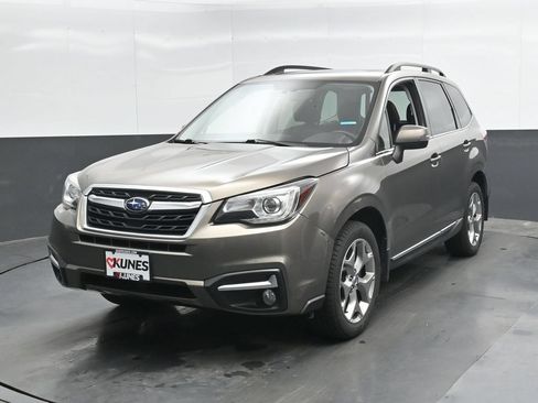 Used 2017 Subaru Forester 2.5i Touring w/ Protection Package #2 AWD/4WD image 5