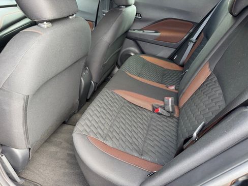 Used 2023 Nissan Kicks SR w/ Interior Electronics Package image 11