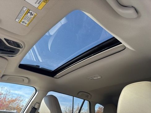 Used 2023 Subaru Outback Limited XT image 32