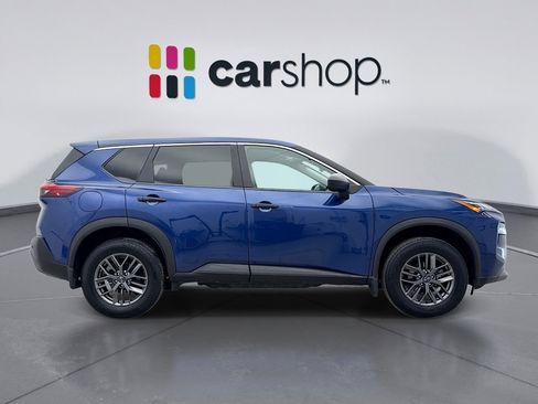 Used 2023 Nissan Rogue S image 6