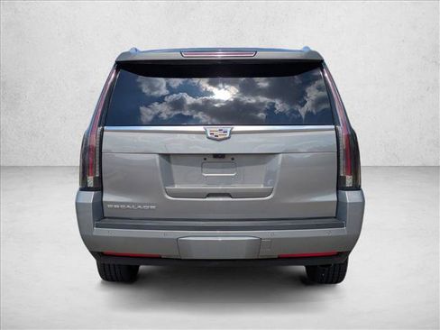 Used 2018 Cadillac Escalade ESV Platinum AWD/4WD image 7