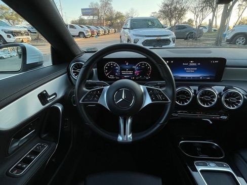Used 2025 Mercedes-Benz CLA 250 CLA 250 image 11