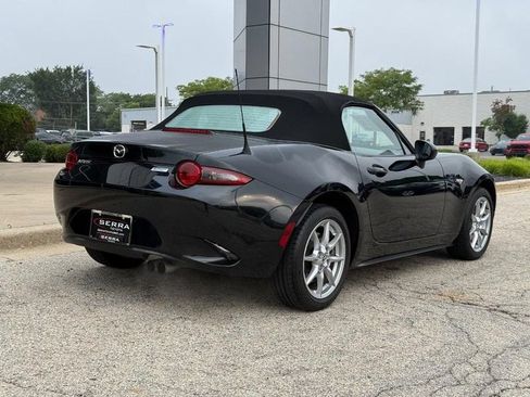 Used 2016 MAZDA MX-5 Miata Sport RWD image 3
