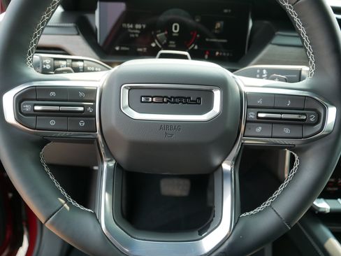 Used 2024 GMC Acadia Denali w/ Super Cruise Package AWD/4WD image 25