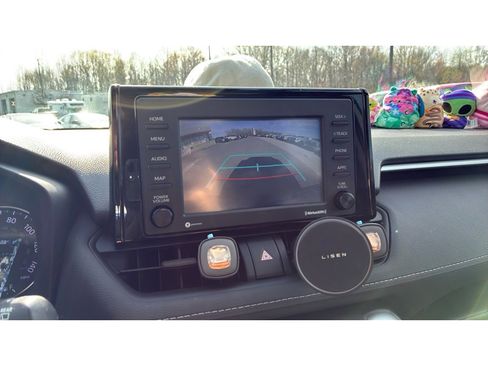 Used 2022 Toyota RAV4 XLE w/ Convenience Package image 15