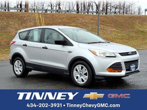 Used 2015 Ford Escape S image 1