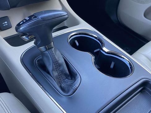 Used 2020 Dodge Durango GT image 29