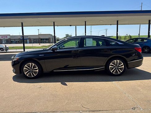 Used 2019 Honda Accord EX-L image 2